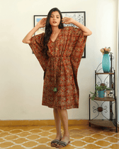 Short kaftan in rust kalamkari cotton - comfortable