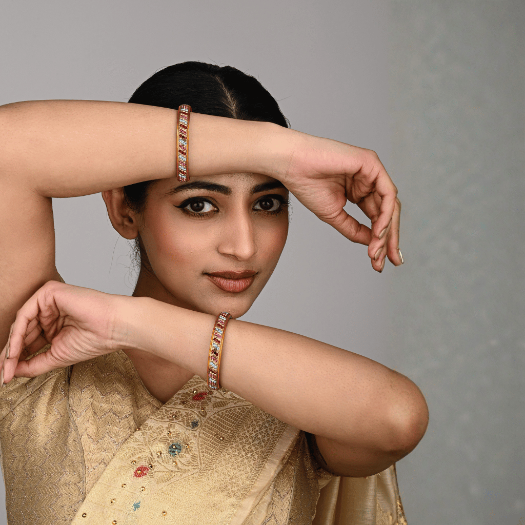 Pair of lac bangles in multicolour tones - women