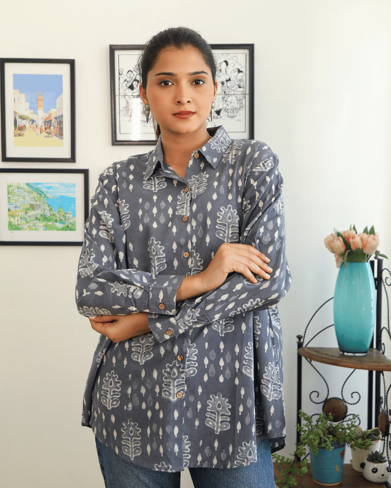 Stylish Women’s Grey Kalamkari Cotton Shirt - sleeves