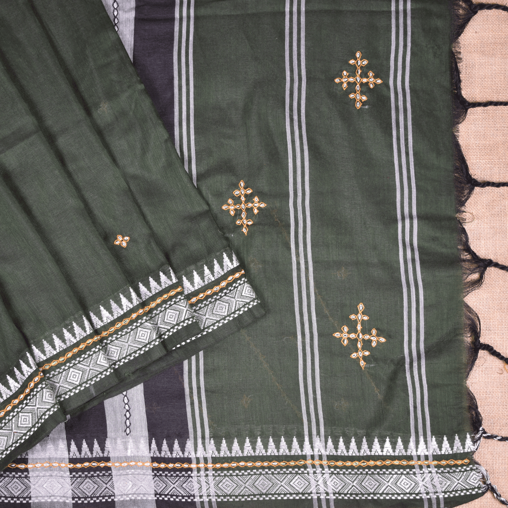 Green embroidery handloom saree - embroidery