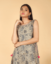 Blue Floral Kalamkari Dress With a Boat Neck - embroidery