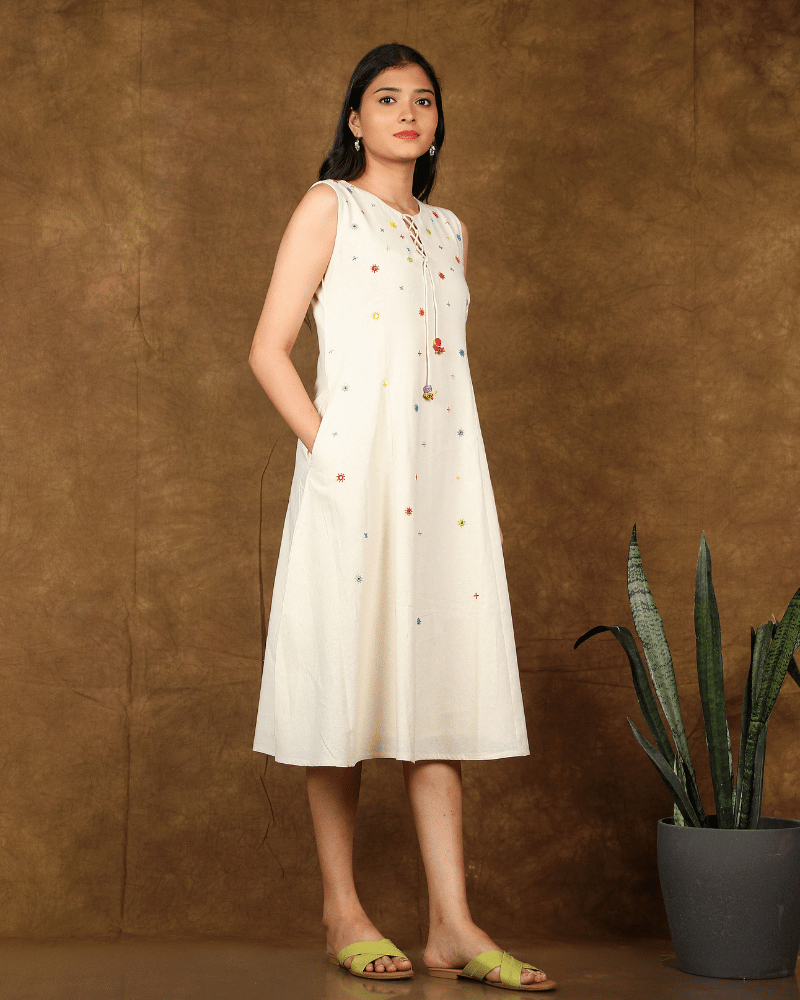 Sleeveless A line Summer frock - pocket