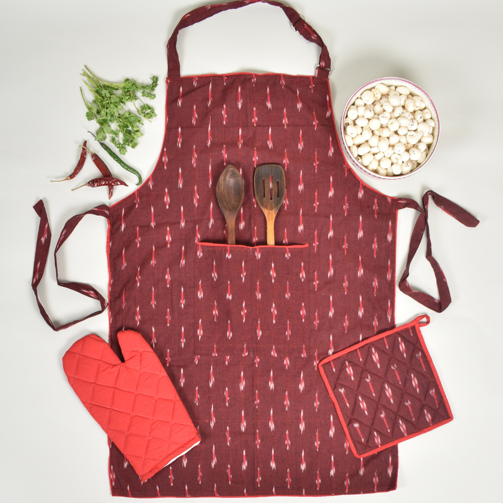 Apron, Oven Glove And Potholder Set In Maroon cotton Ikat