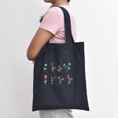 Black canvas tote bag - flower embroidery 