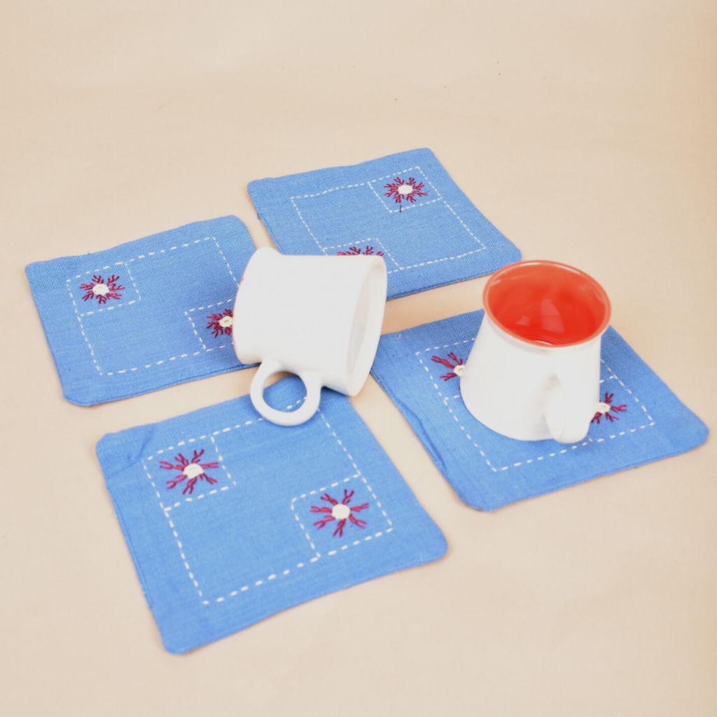 Blue cotton embroidered table coaster