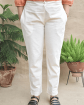 Off-White cotton pant with two pockets - Front