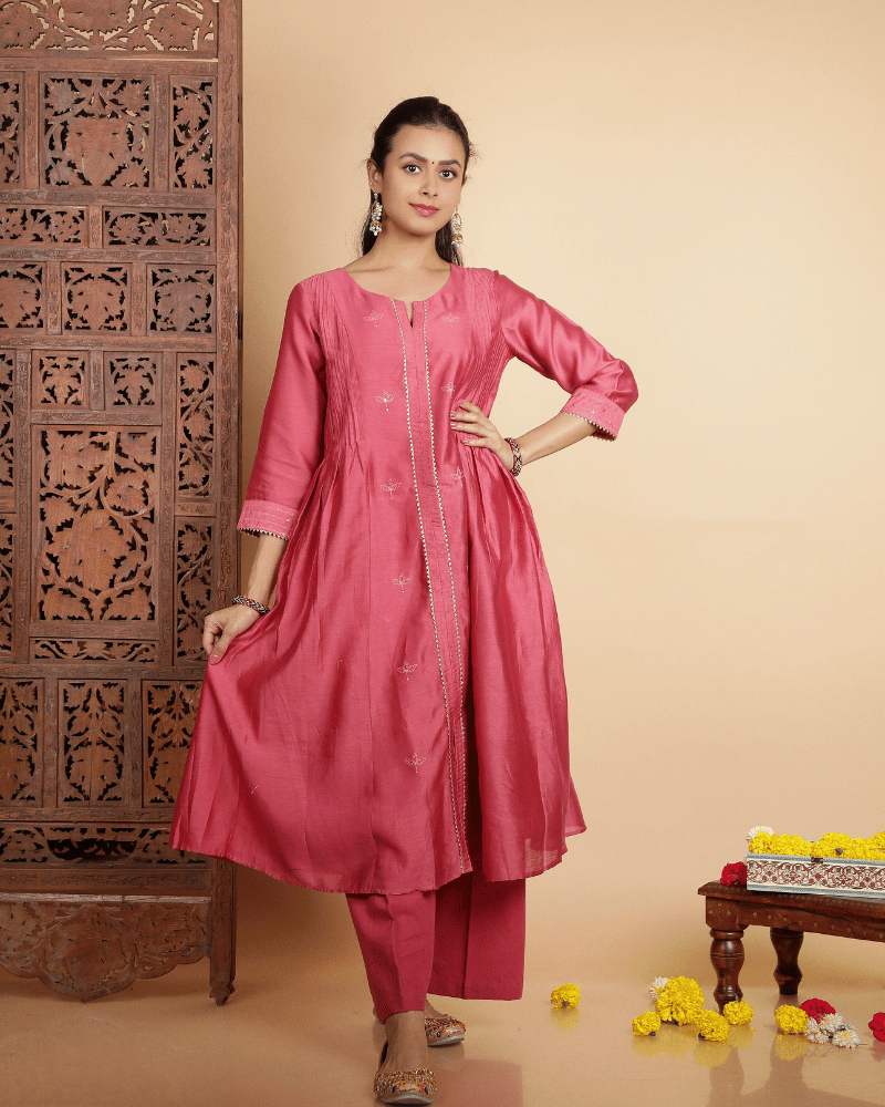 Raees Chanderi silk kurta and pant set with side flare in onion pink