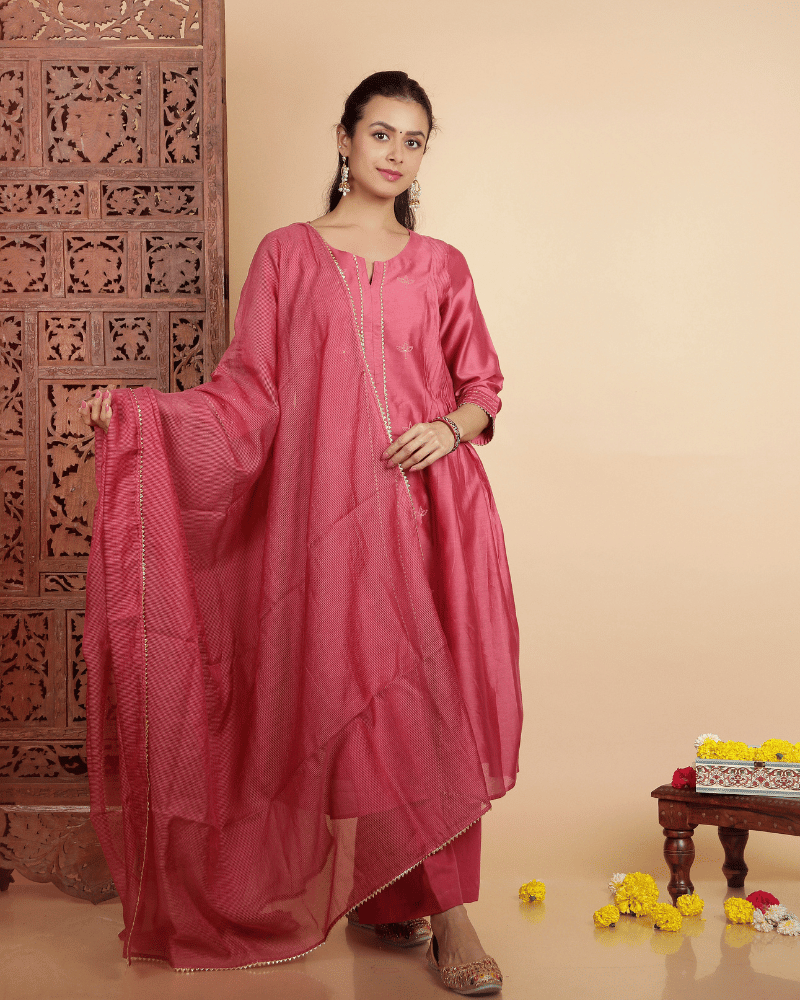 Raees Chanderi silk kurta and pant set with side flare in onion pink