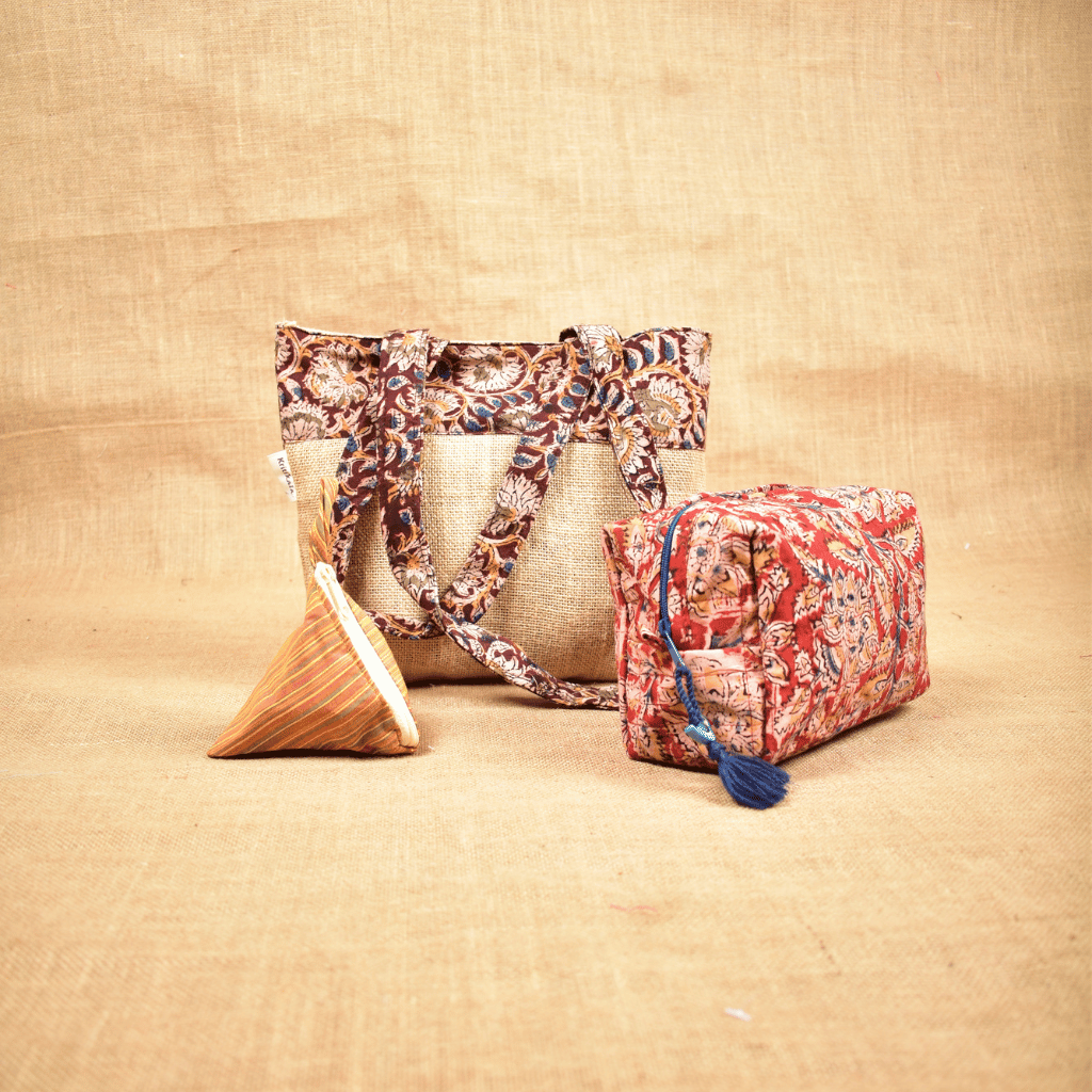 Sustainable festive set - jute bag, cosmetic pouch and coin purse combo
