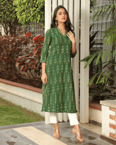 Green ikat overlapped V Collar kurta - Front