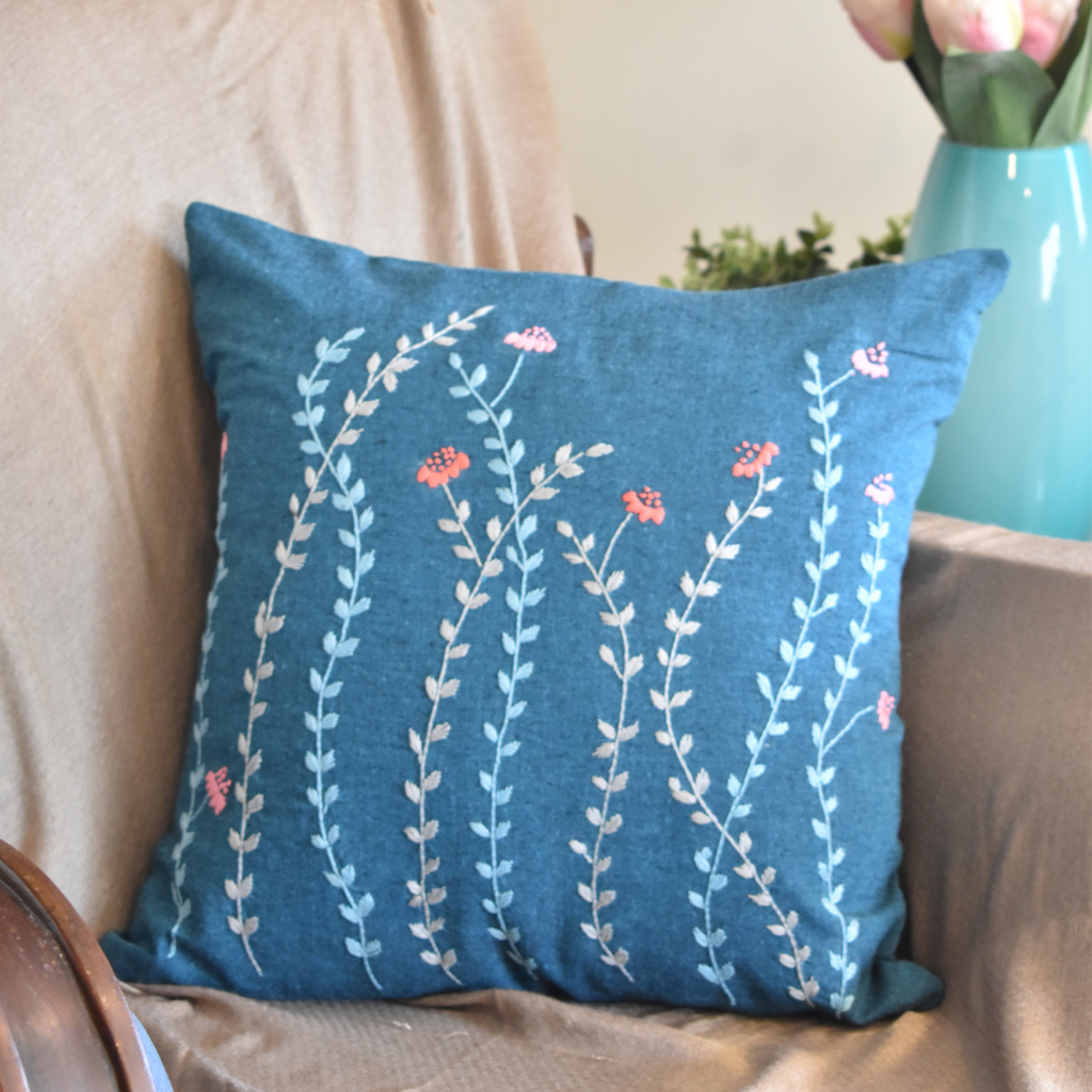 "Field of flowers" pure cotton cushion cover - blue