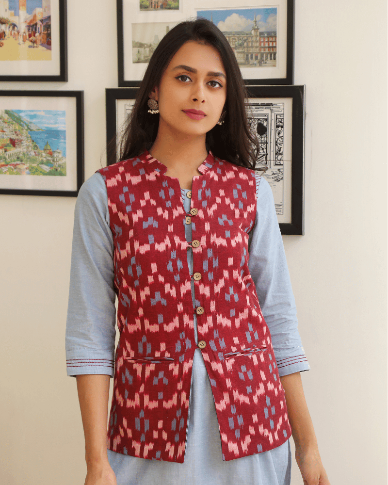 Reversible women's jacket in red ikat - front