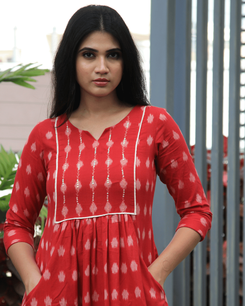 Red ikat Dress With Sequins - sleeves