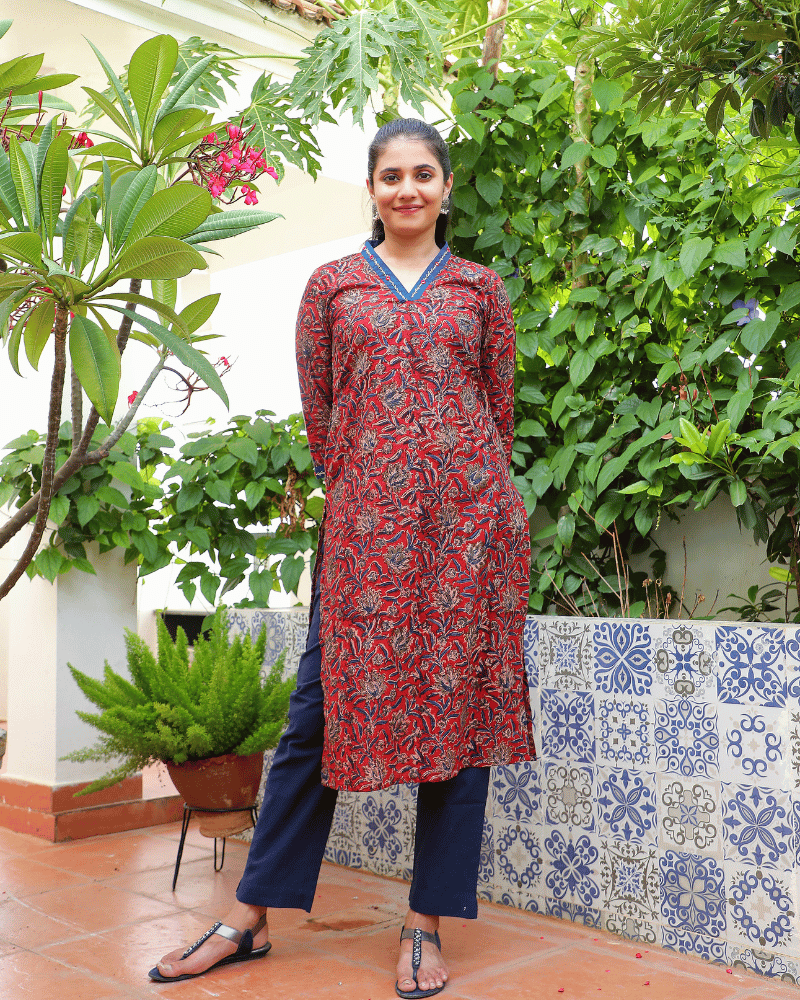 Red kalamkari overlapped V Collar kurta full view