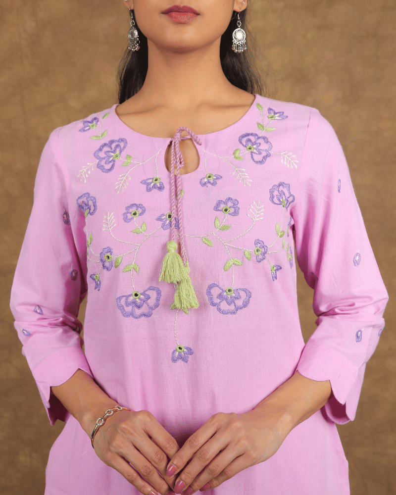 "Scallops" design embroidered purple cotton kurta-embroidery