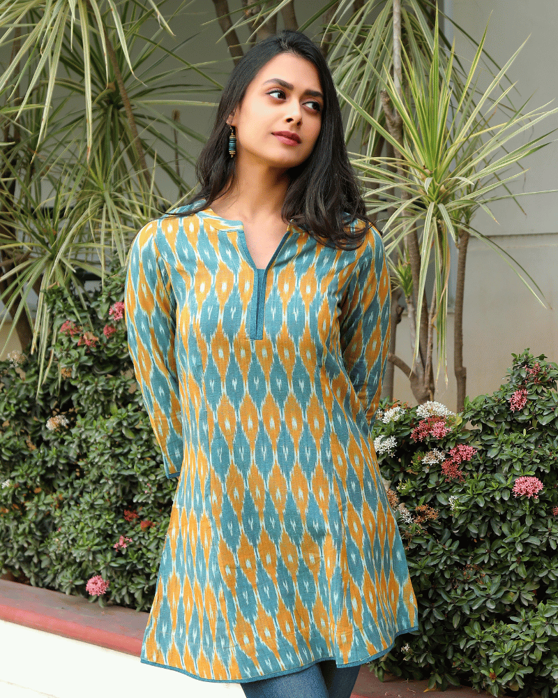 BLUE IKAT SHORT TUNIC - NECK