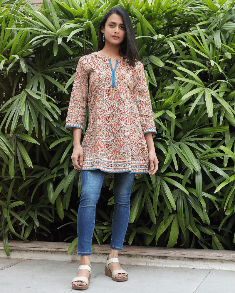 pink kalamkari short tunic - neck