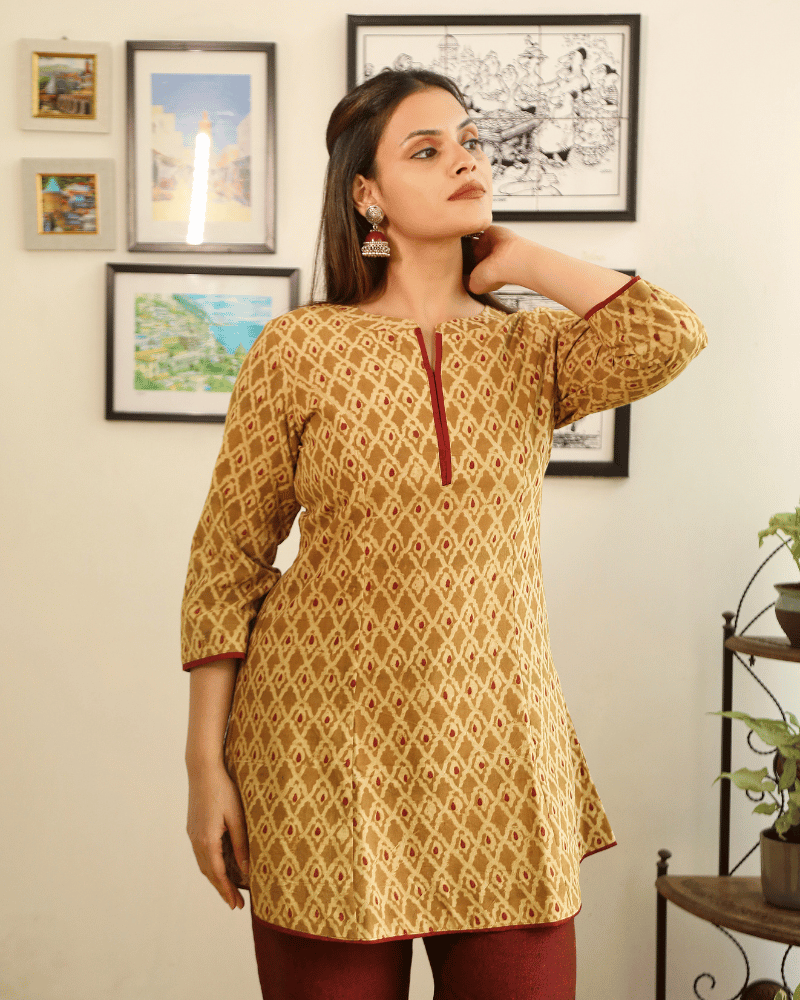 Yellow Kalamkari Short Tunic - neck