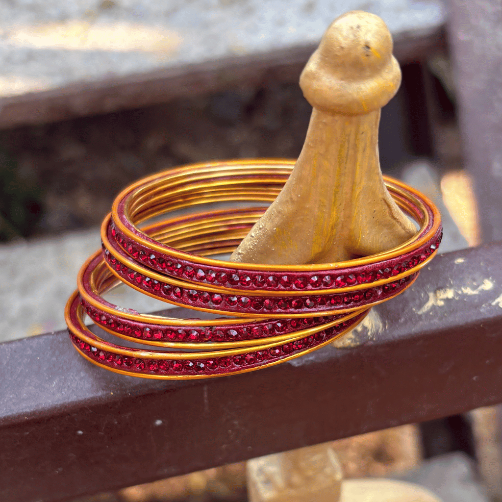 Maroon-Tone Single Line Lac Bangles Set