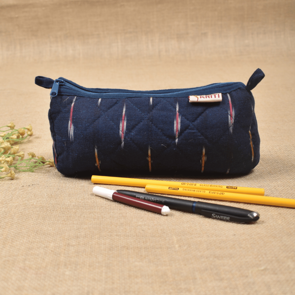 Blue Ikat round quilted case - Front