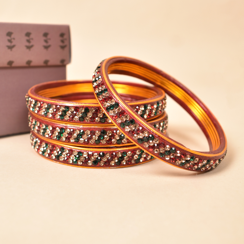 Pair of lac bangles in green and red tones