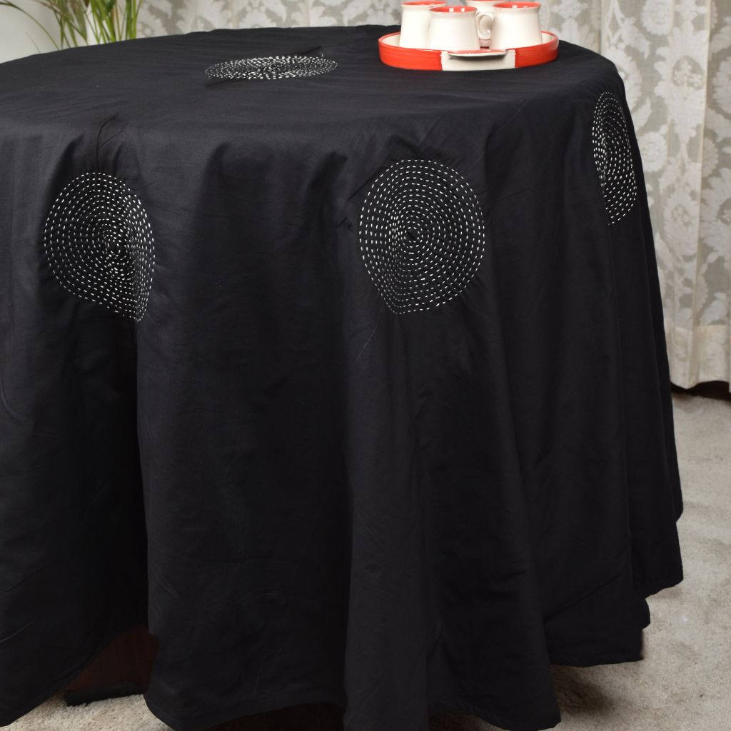 Round kalamkari patchwork with black mangalagiri reversible table cloth 180 cm