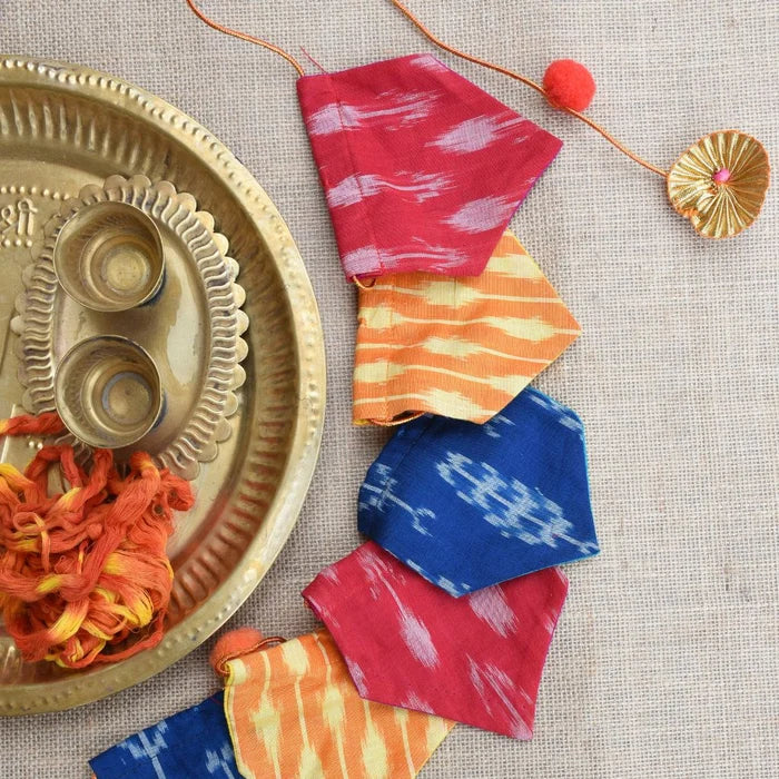 Festive gift set - Toran, Mirror key chain and Jute potli combo pack