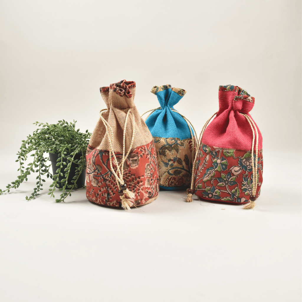 Round base jute potli with kalamkari trims