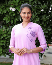 Purple Handloom Kurta With Hand Embroidery neck view