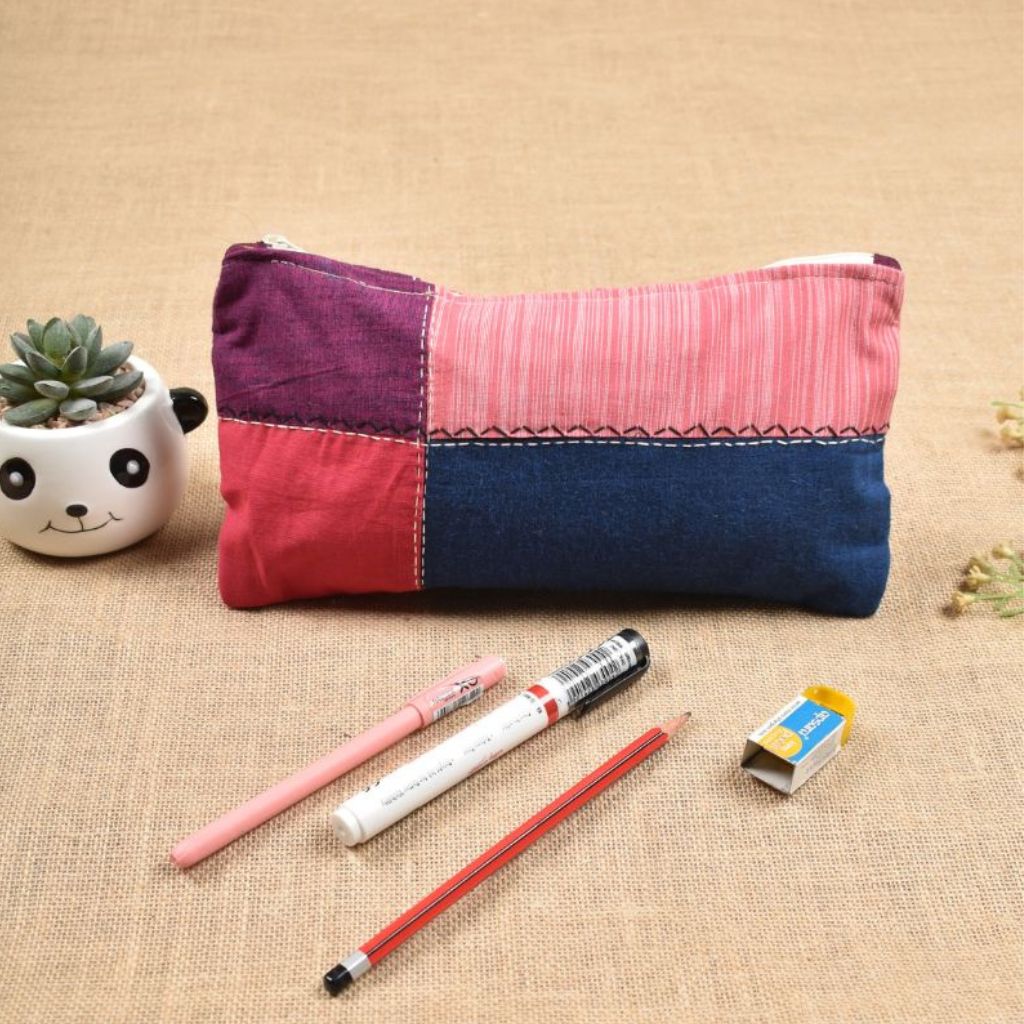 Large organiser pouch in blue cotton with a zip