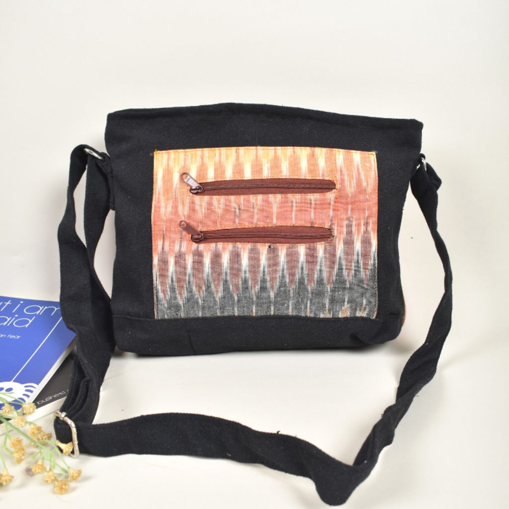Four pocket canvas purse with ikat design