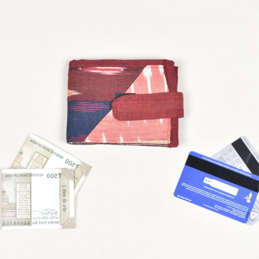 Unisex fabric coin card wallet in traditional print