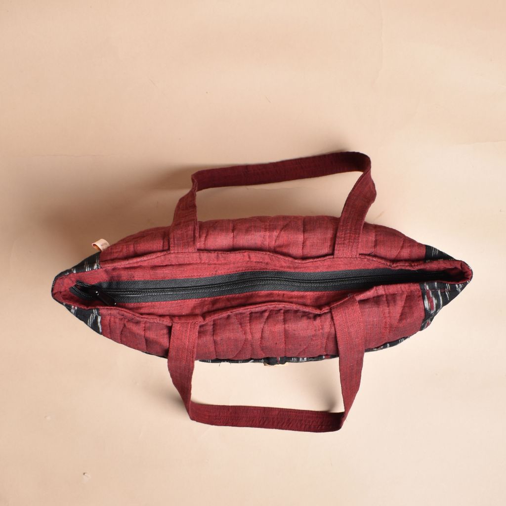 QUILTED BLACK AND RED IKAT PURSE BAG WITH POCKETS